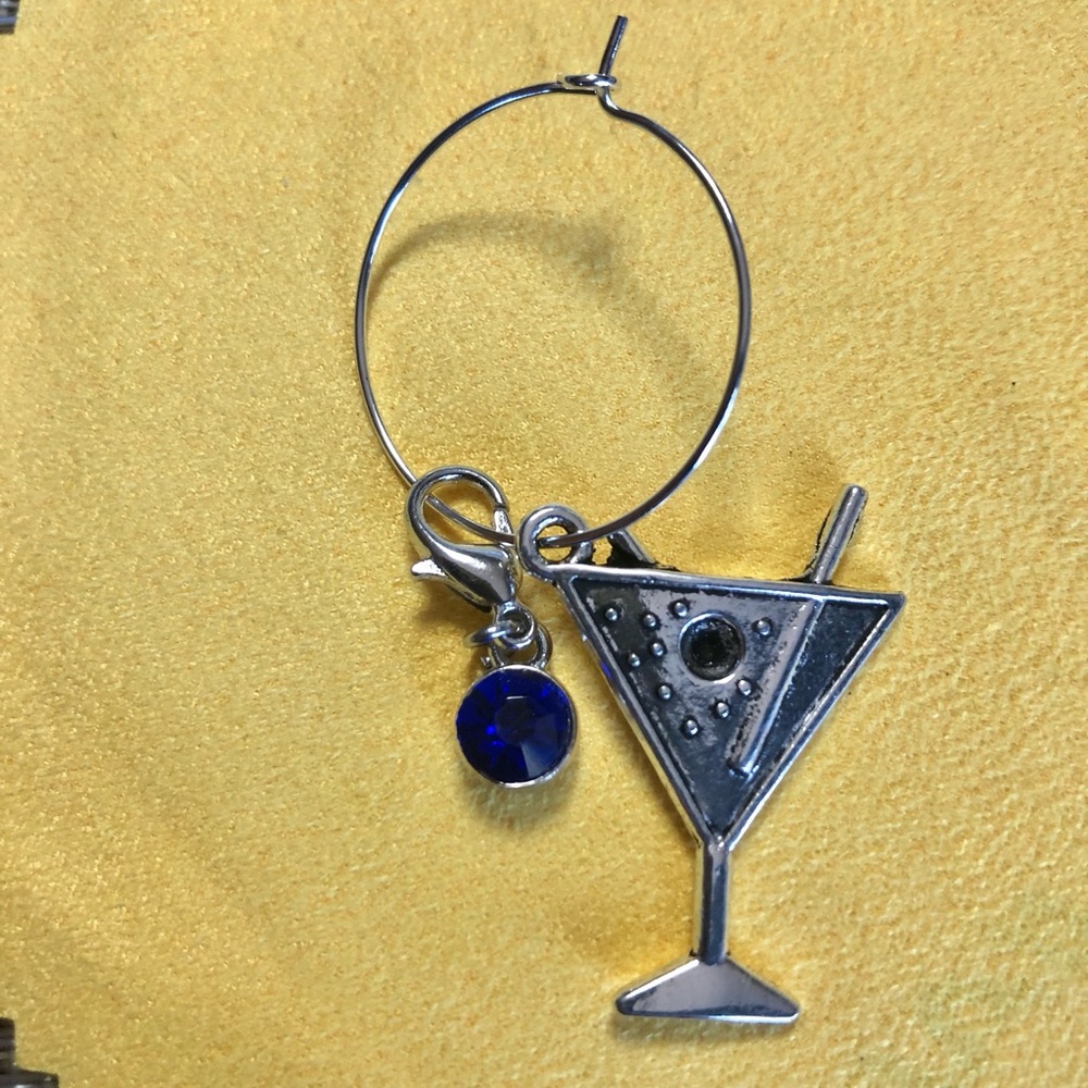 NWT, Handmade by A Charmed Life. Beautiful Martini Charm